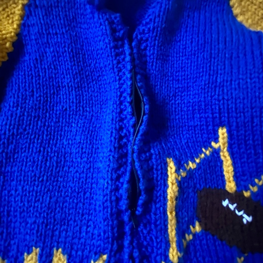 HAND Knit 🧶 WV Jacket/Coat Let’s go mountaineers 💙💛!! - Picture 7 of 7